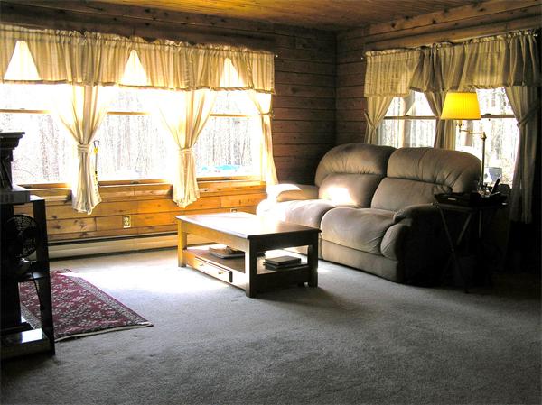 132 Osborne Road Ware, MA 01082 - Photo 3 of 10 Gallery Image 3