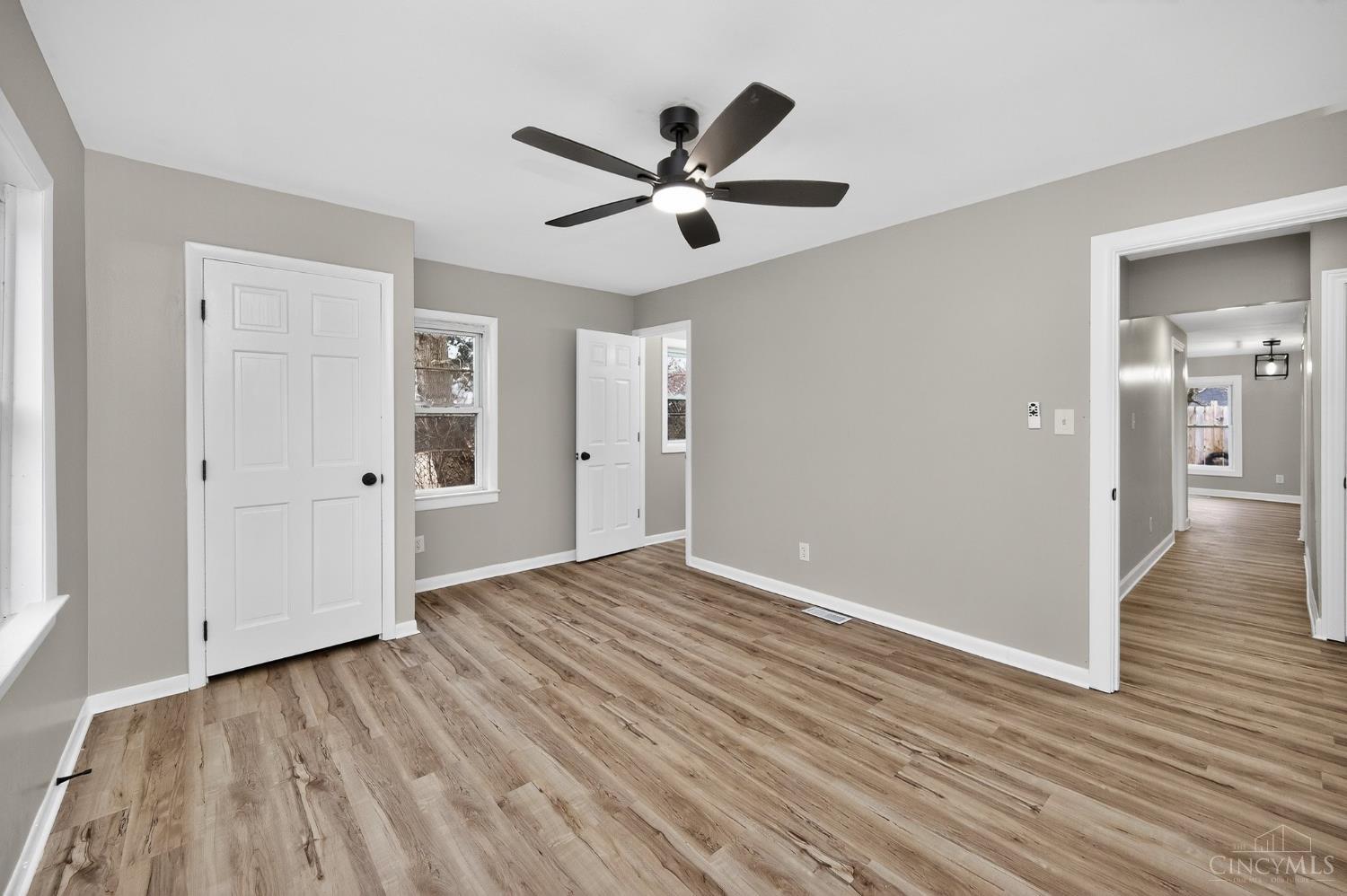 2804 Yankee Road Middletown, OH 45044 - Photo 7 of 37
