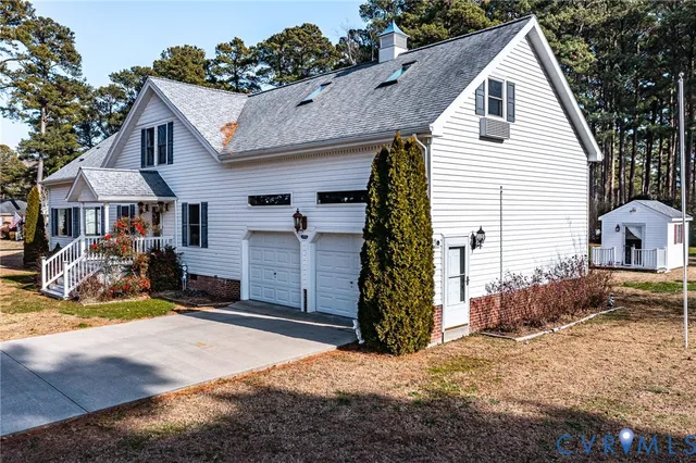 $450,000 | 273 Sutton Avenue, Reedville, VA 22539