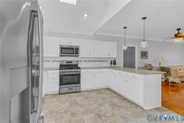 $450,000 | 273 Sutton Avenue, Reedville, VA 22539