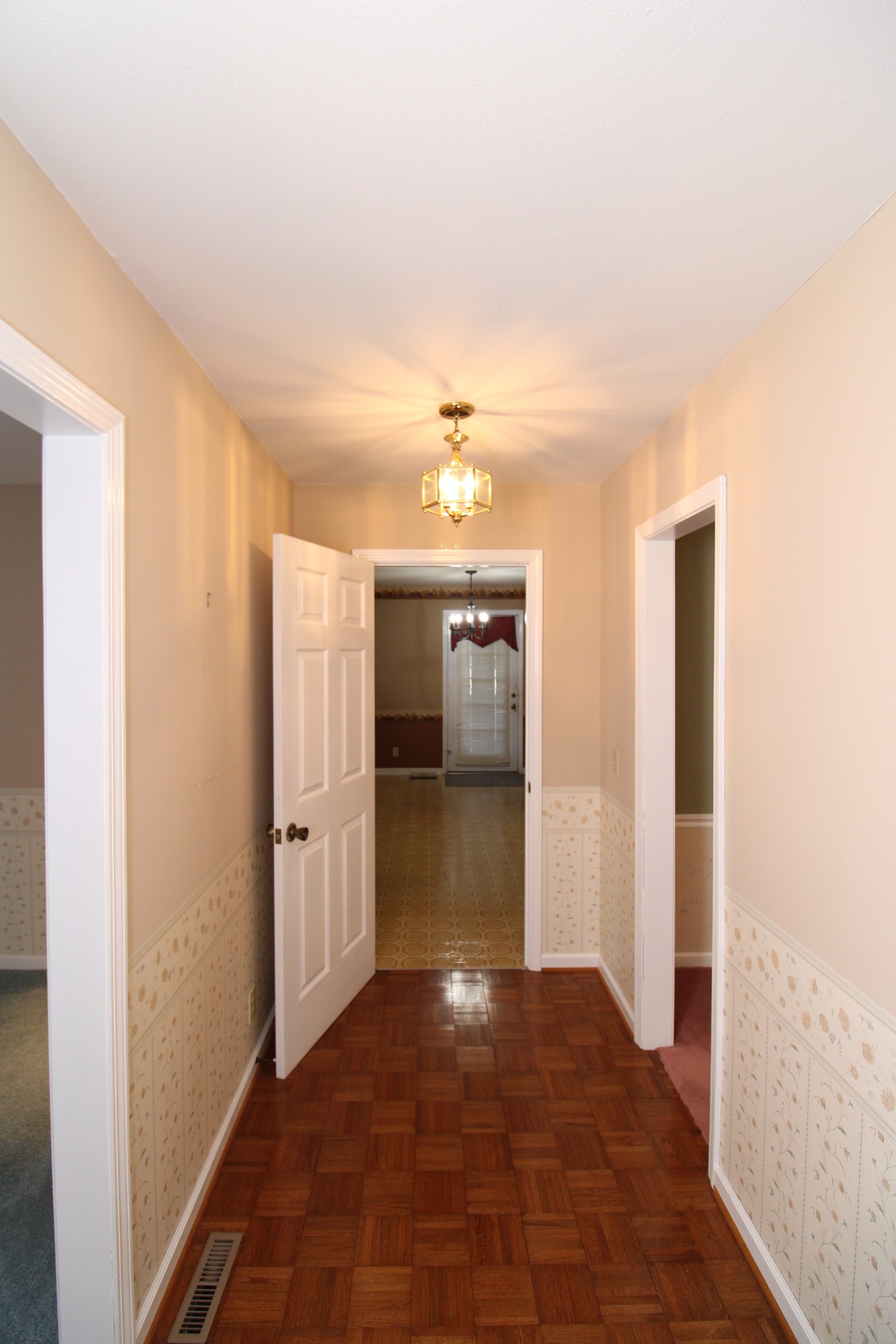 1122 Akersville Road Lafayette, TN 37083 - Photo 8 of 26 Gallery Image 8