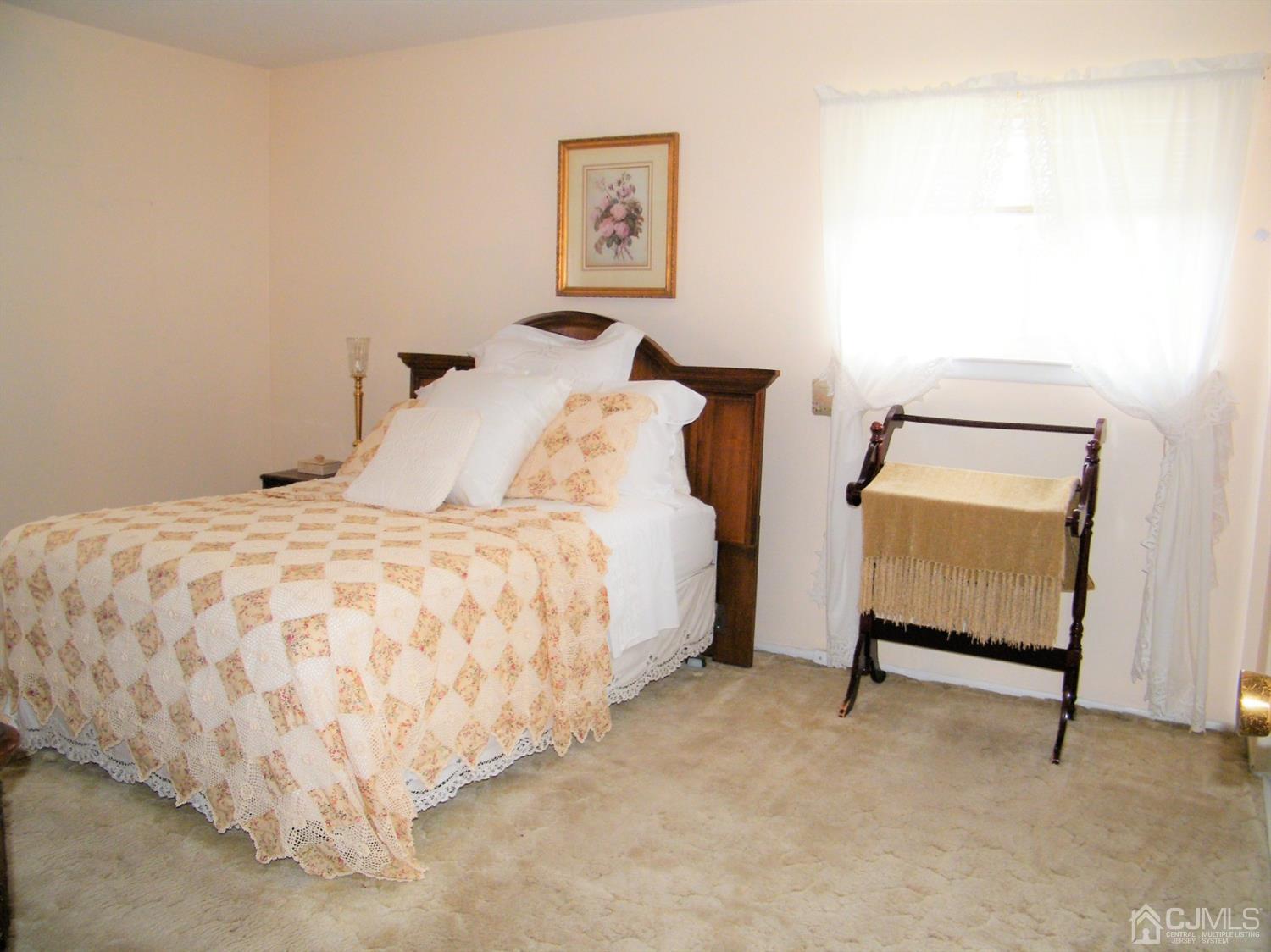 61 Rieder Road Edison, NJ 08817 - Photo 8 of 16 Gallery Image 8