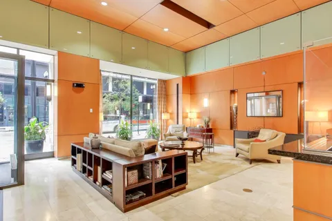 $310,000 | 208 West Washington Street, Unit 1913, Chicago, IL 60606