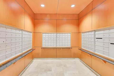 $310,000 | 208 West Washington Street, Unit 1913, Chicago, IL 60606