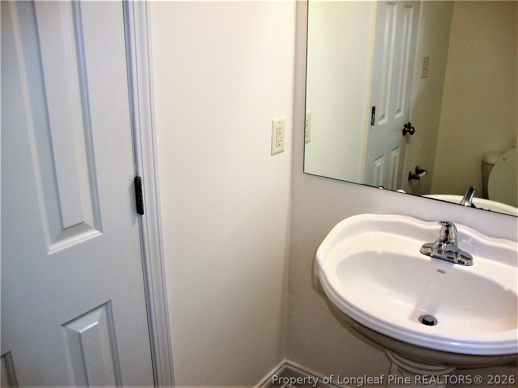 1607 Silver Ridge Court Fayetteville, NC 28304 - Photo 6 of 19
