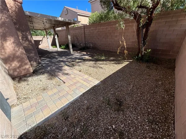 $2,295 | 5991 Bassio Avenue, Las Vegas, NV 89141