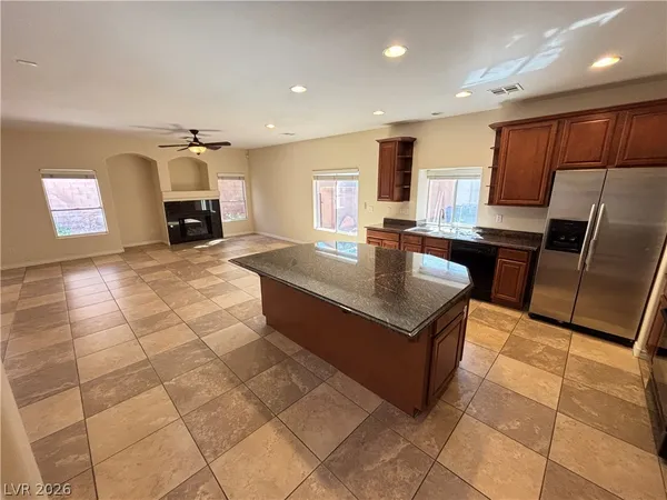 $2,295 | 5991 Bassio Avenue, Las Vegas, NV 89141