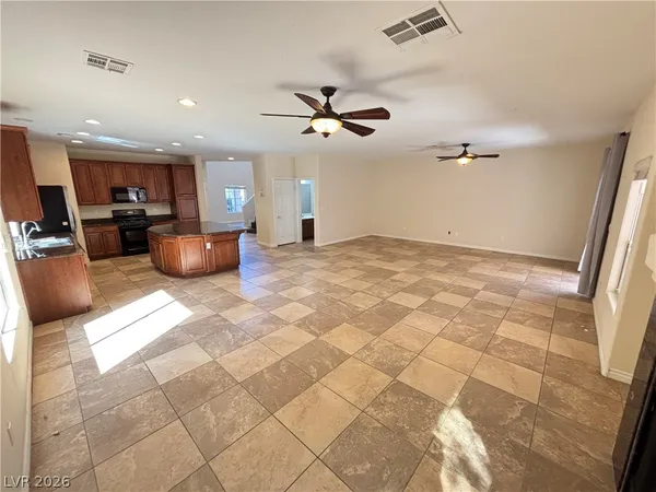 $2,295 | 5991 Bassio Avenue, Las Vegas, NV 89141