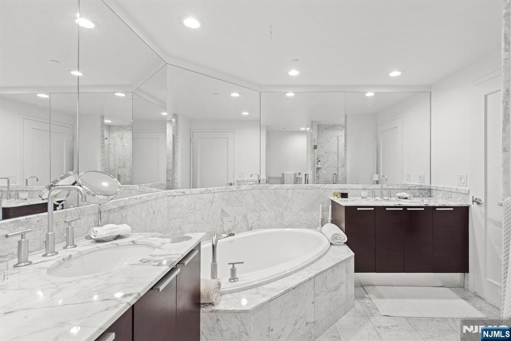 8100 River Road, Unit 716 North Bergen, NJ 07047 - Photo 14 of 28