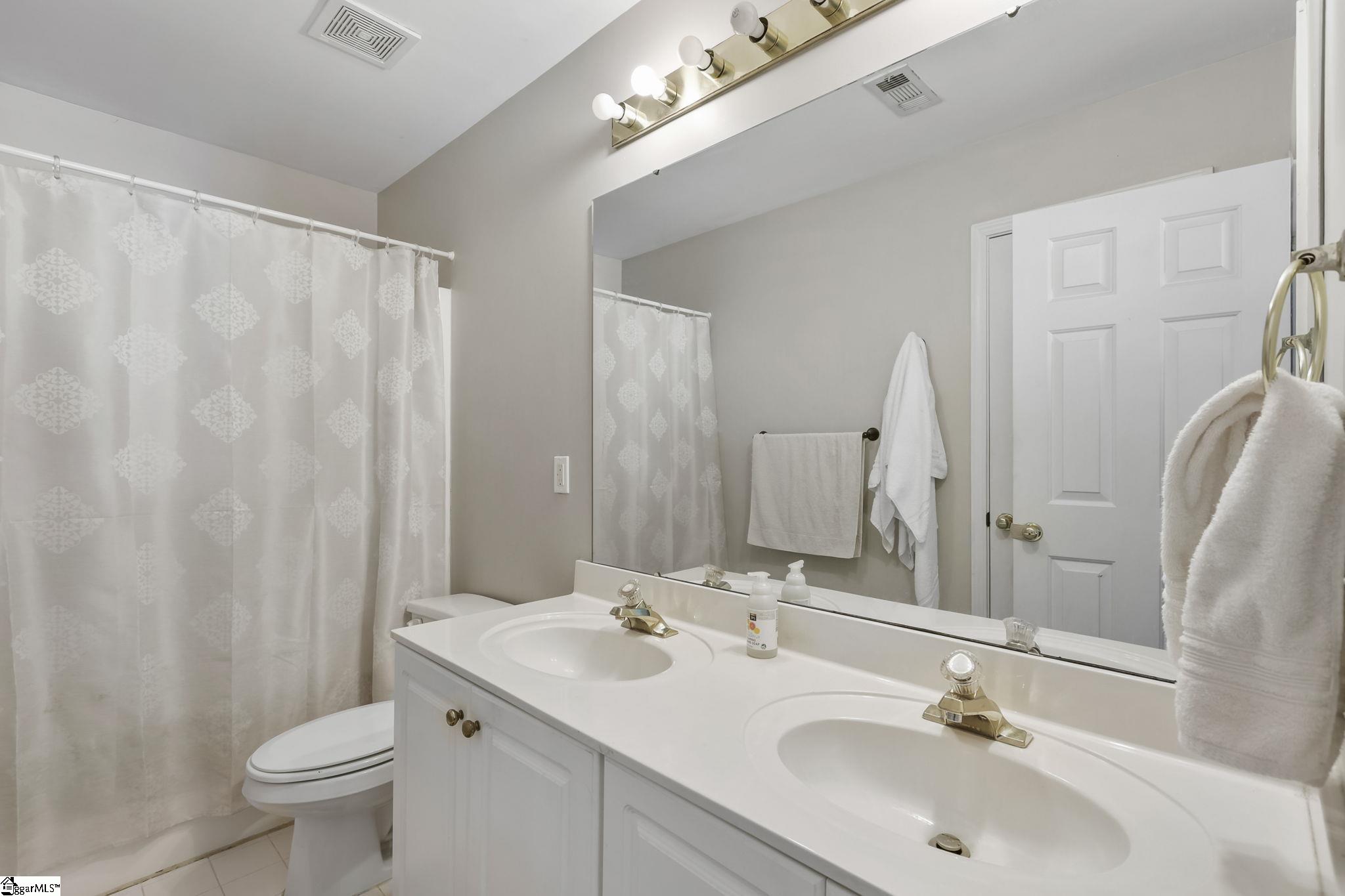 12 South Antigo Court Greer, SC 29650 - Photo 17 of 25