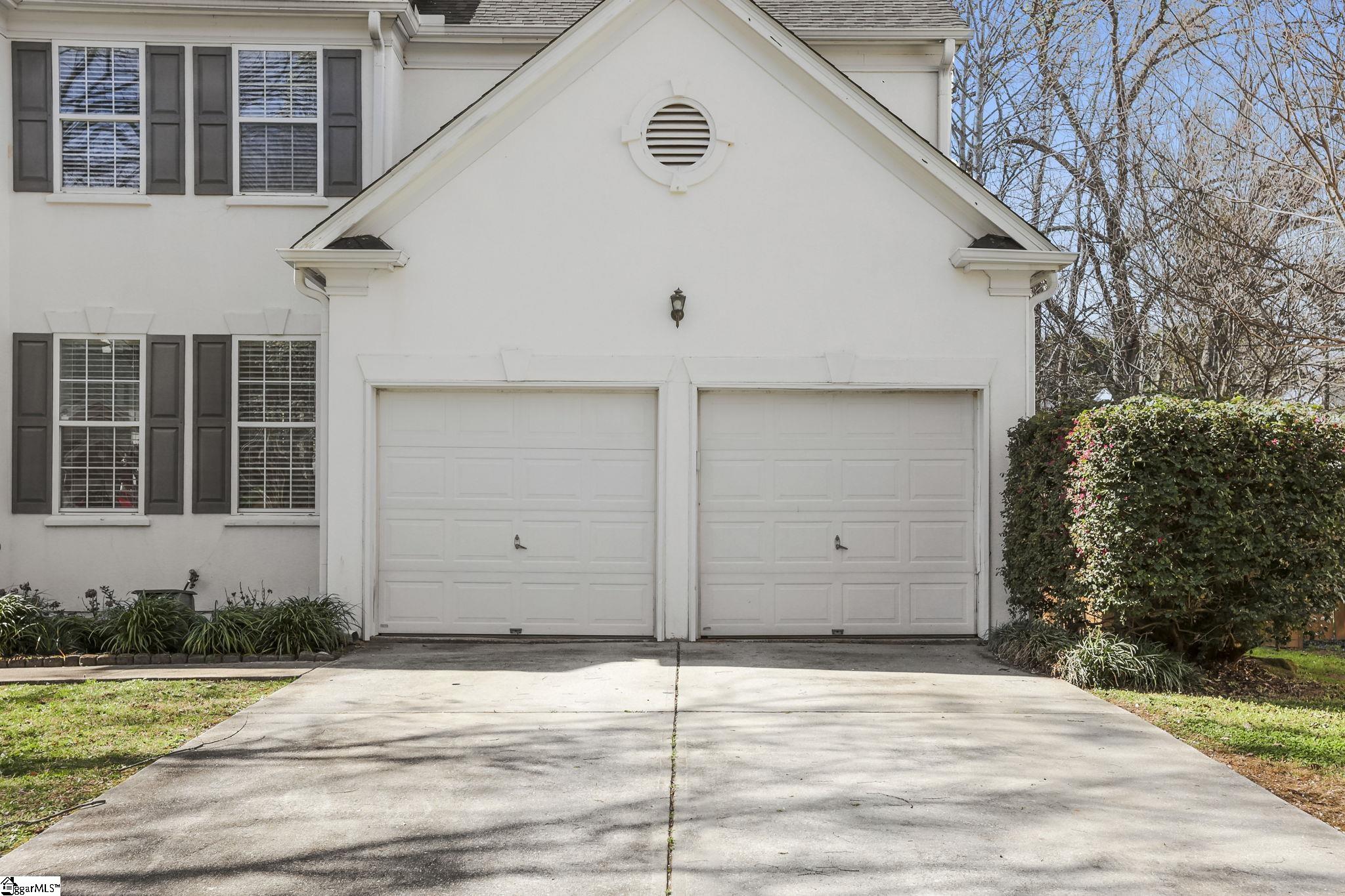 12 South Antigo Court Greer, SC 29650 - Photo 3 of 25