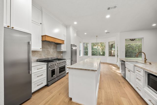 $899,900 | 25823 Bridle Creek Drive South, Magnolia, TX 77355