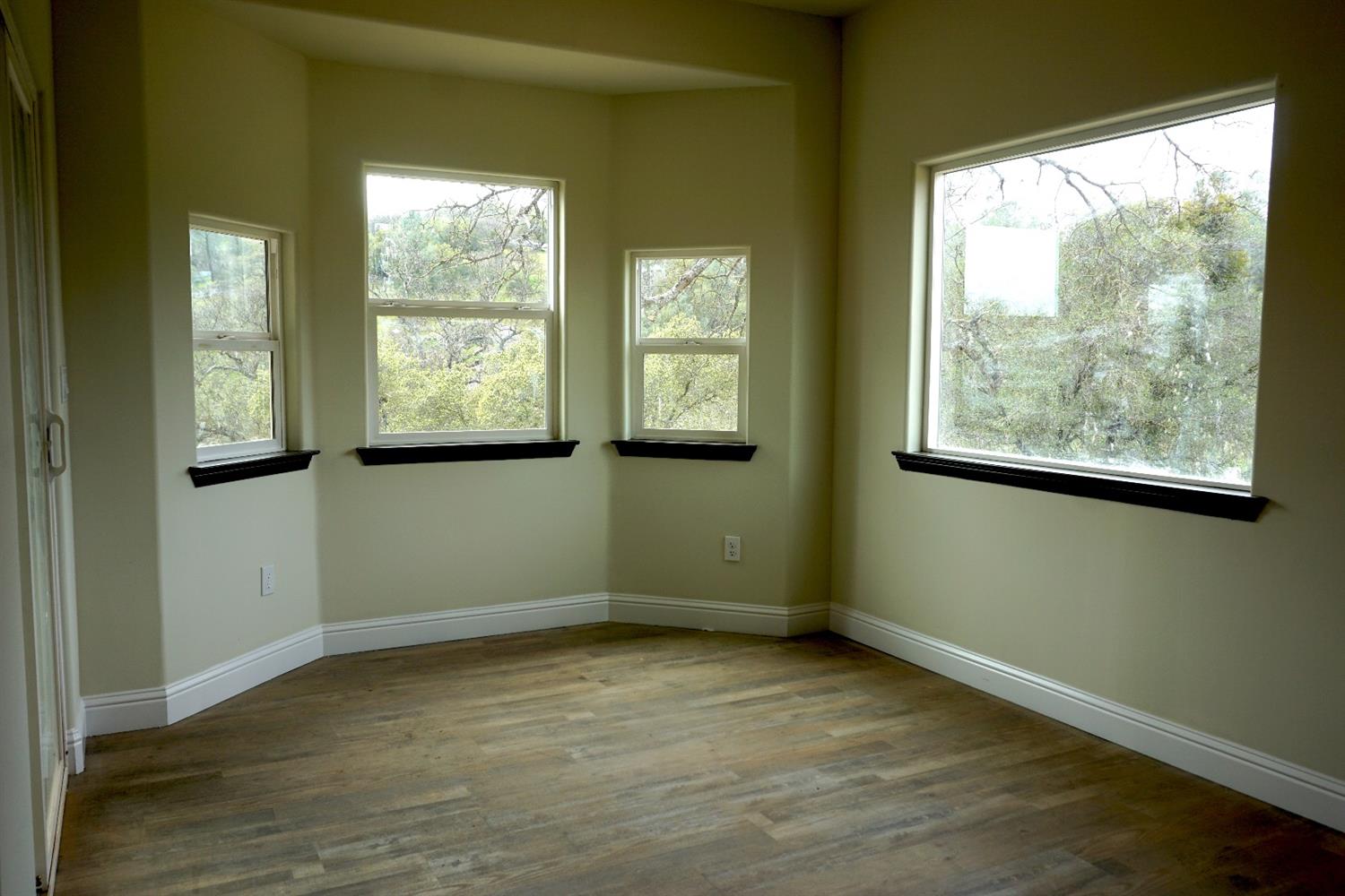 17573 Daley Road Madera, CA 93638 - Photo 11 of 23 Example of completed dining area. Actual home may vary slightly.