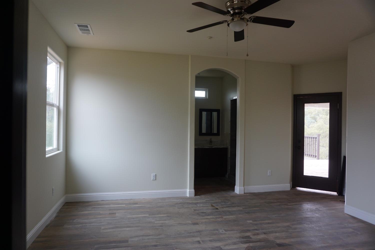 17573 Daley Road Madera, CA 93638 - Photo 13 of 23 Example of completed master bedroom. Actual home may vary slightly.