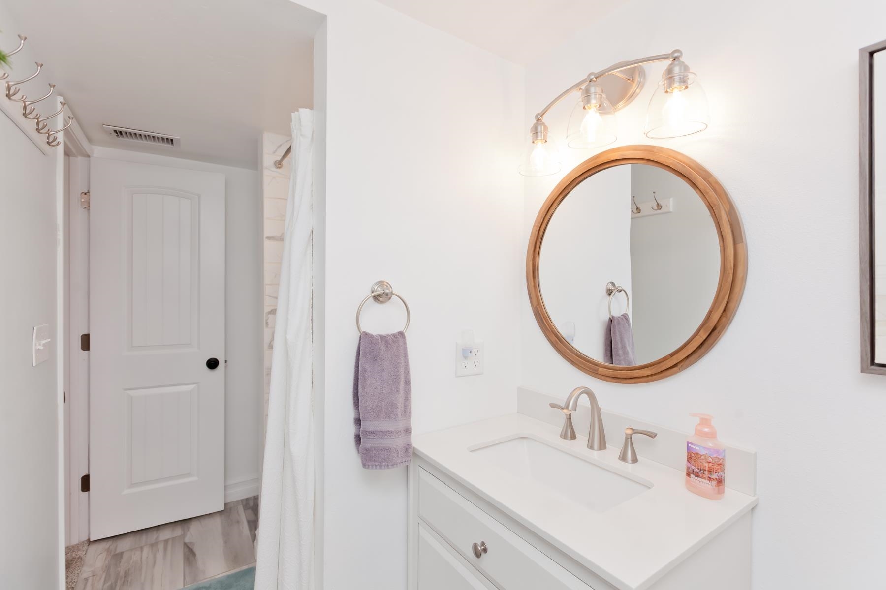 2520 G G 3/8 Road Grand Junction, CO 81505 - Photo 26 of 39 a bathroom with a sink and a mirror