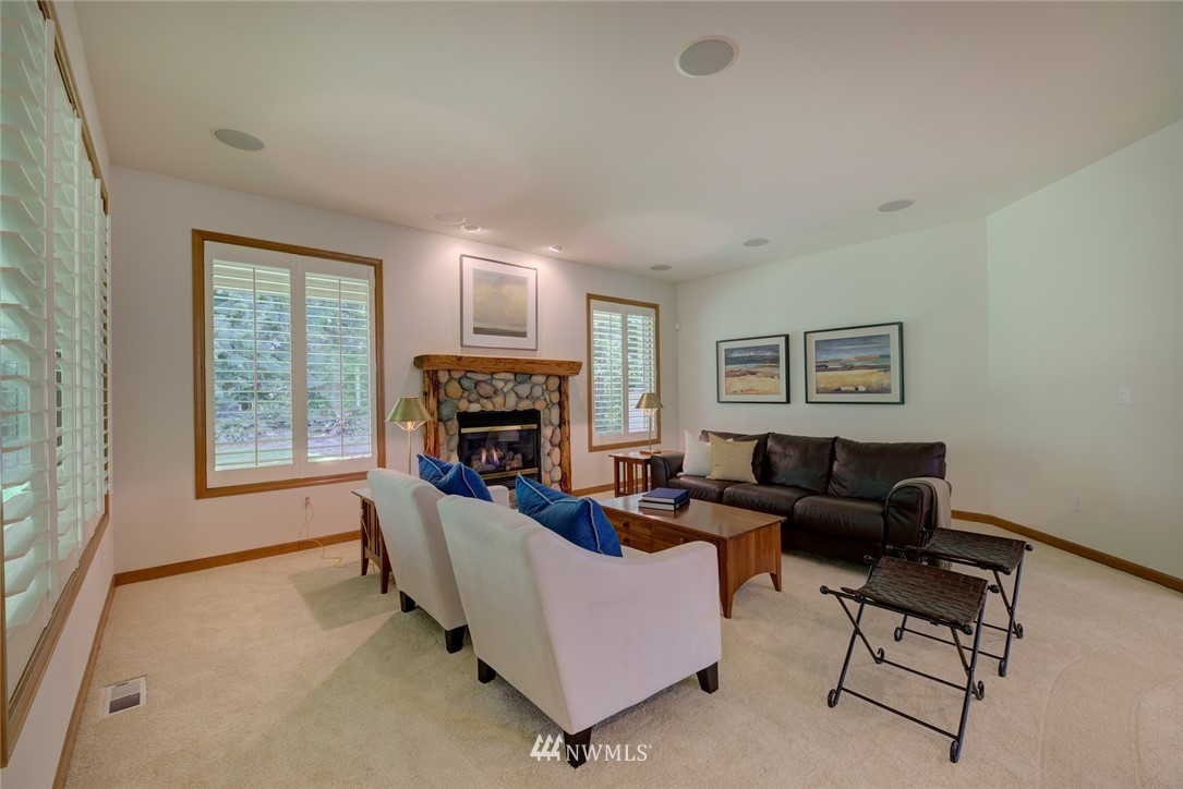 13415 Batten Road Northeast Duvall, WA 98019 - Photo 13 of 39 Gallery Image 13