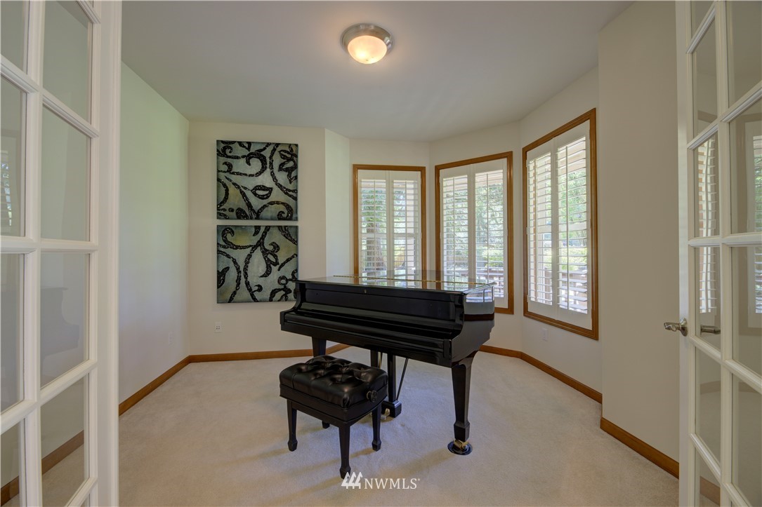 13415 Batten Road Northeast Duvall, WA 98019 - Photo 5 of 39 Gallery Image 5