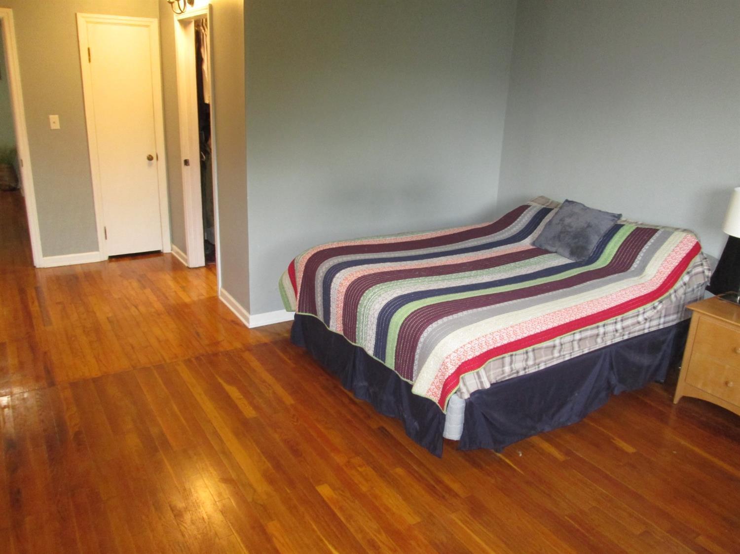 3427 Locust Corner Road Cincinnati, OH 45245 - Photo 13 of 37 Gallery Image 13