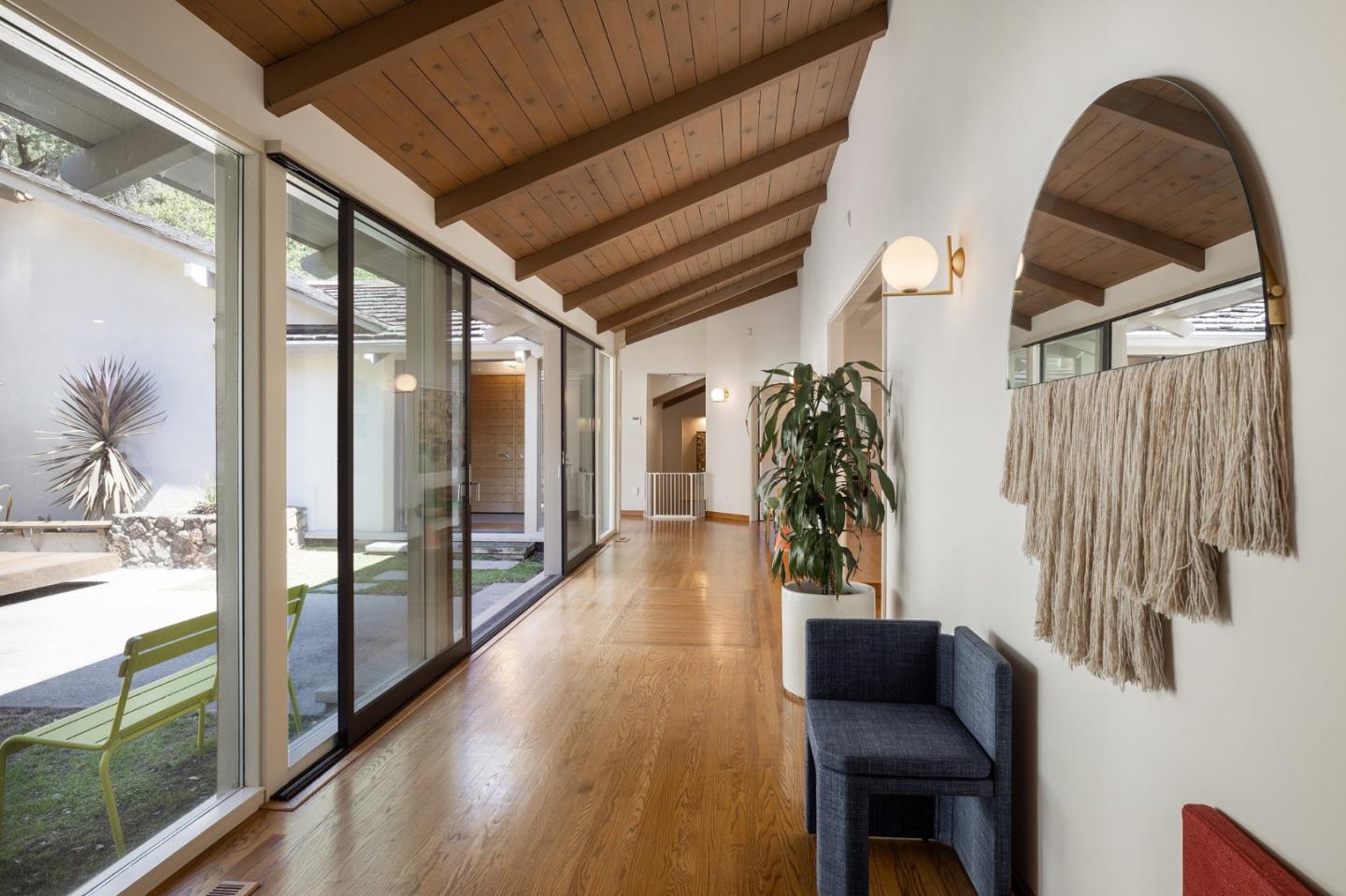 1275 La Canada Road Hillsborough, CA 94010 - Photo 13 of 85