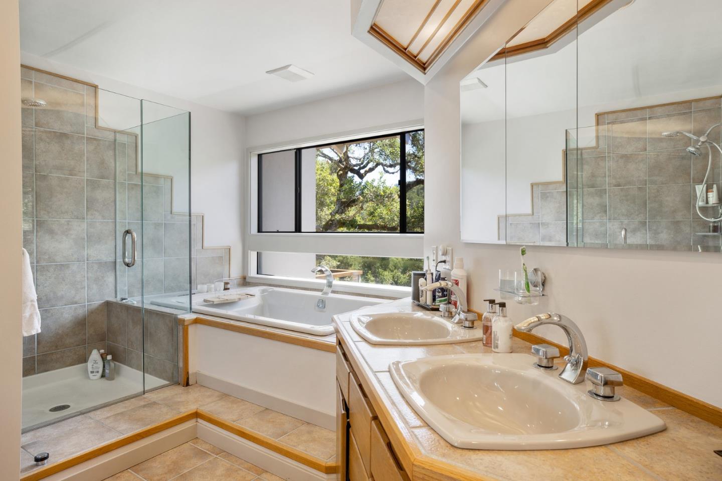 1275 La Canada Road Hillsborough, CA 94010 - Photo 30 of 85