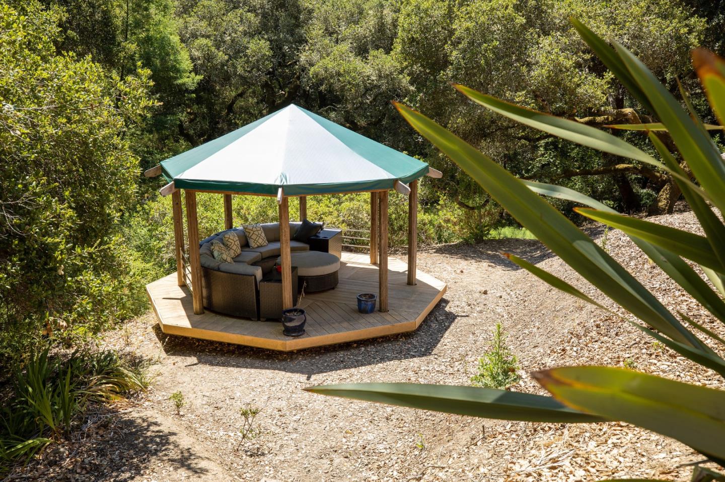 1275 La Canada Road Hillsborough, CA 94010 - Photo 62 of 85