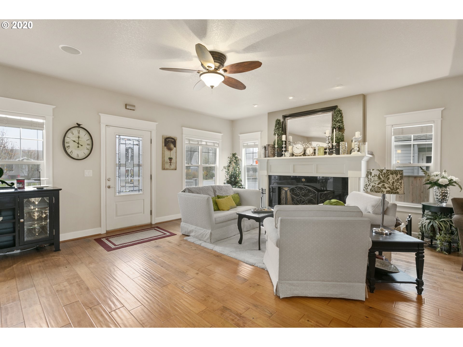 511 North Main Avenue Ridgefield, WA 98642 - Photo 4 of 32