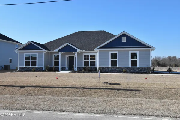 $358,800 | 162 Poker House Road, Grimesland, NC 27837