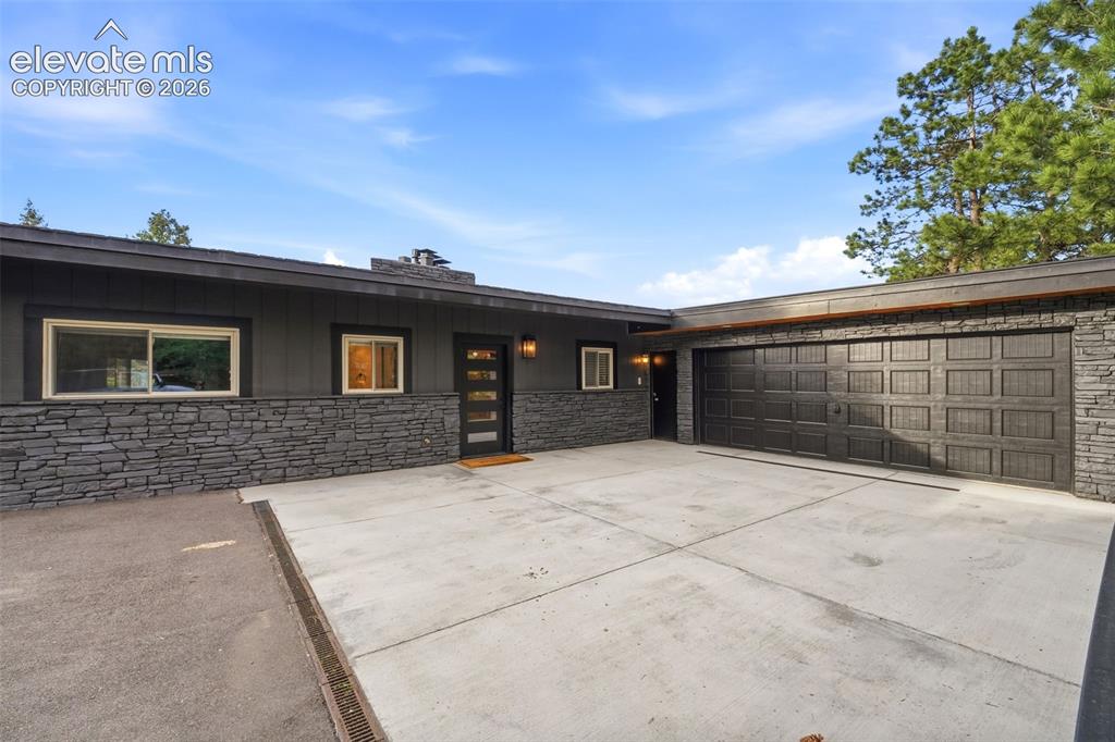 17 Pine Road Colorado Springs, CO 80906 - Photo 2 of 48