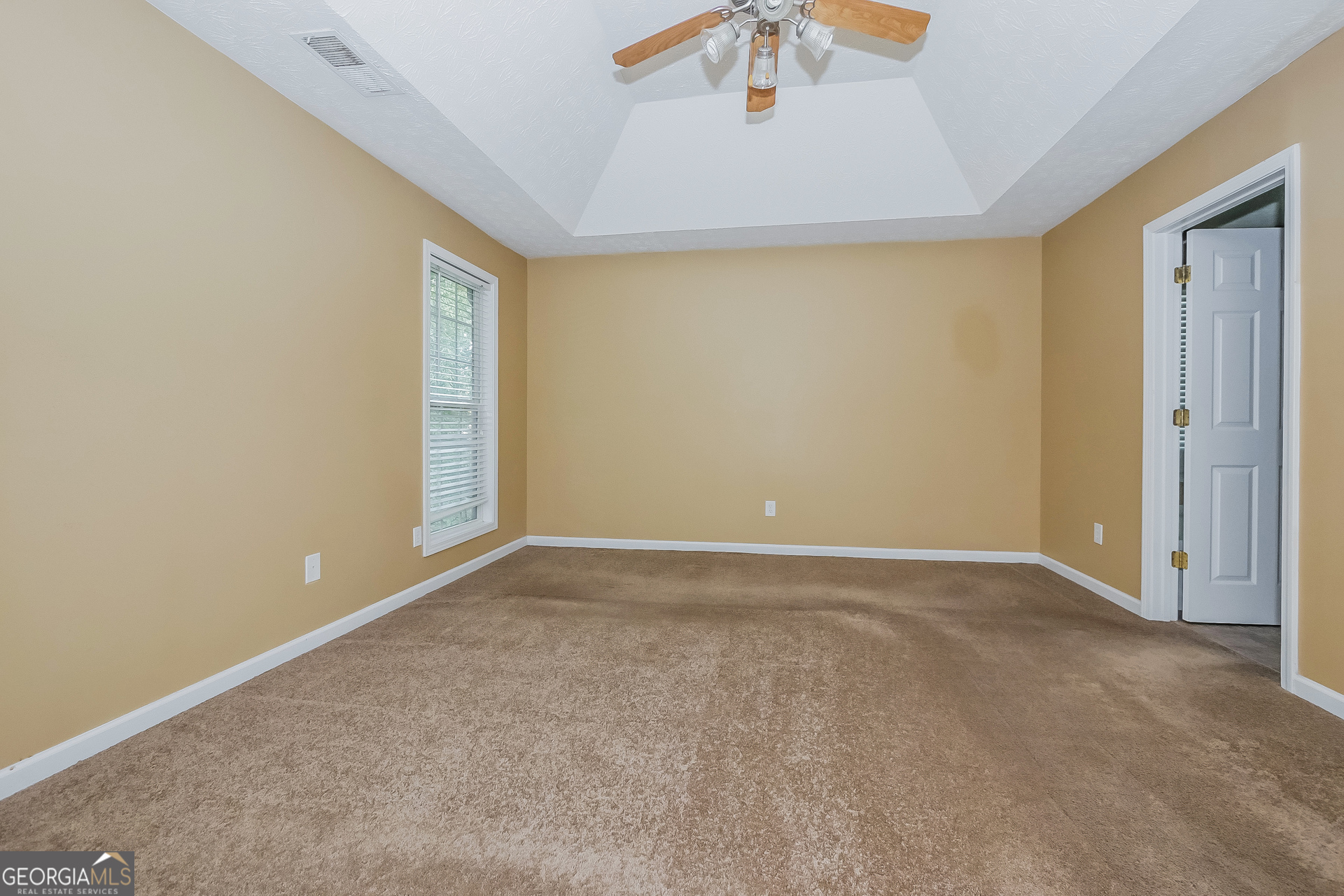 4468 Abram Way Conley, GA 30288 - Photo 9 of 17 an empty room with a empty space and a window