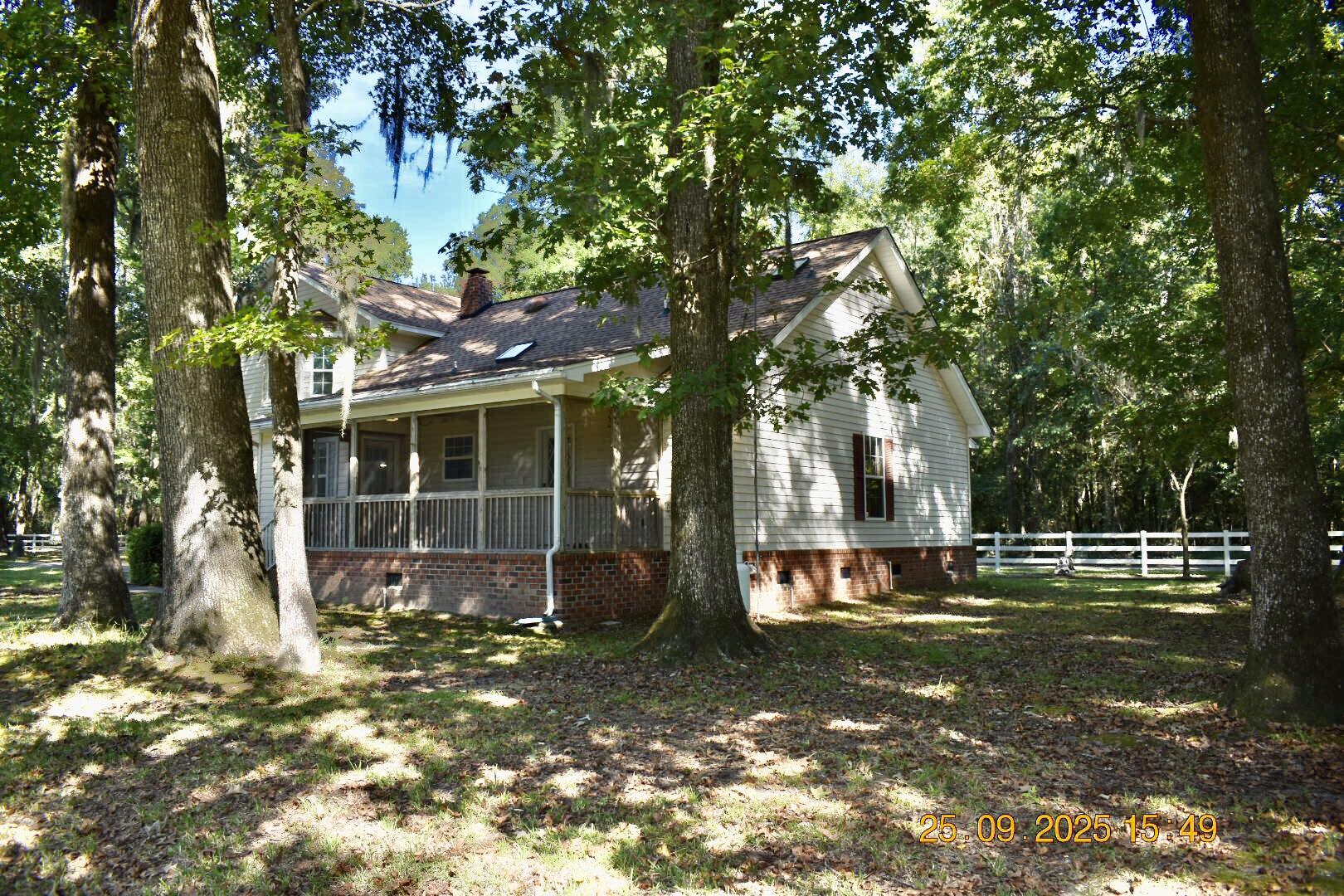 4691 Summit Plantation Road Meggett, SC 29449 - Photo 7 of 46 Back left