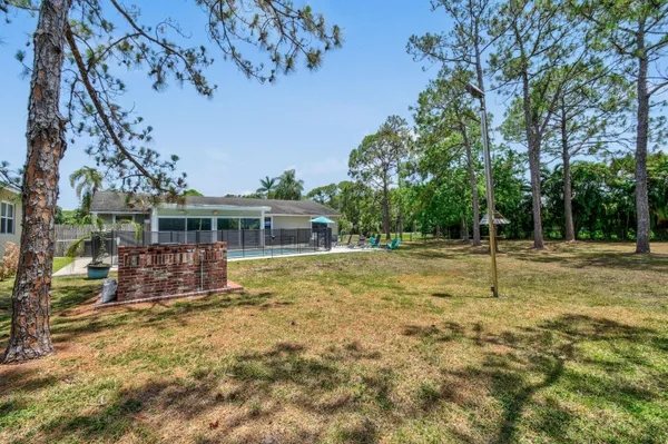 $5,950 | 15739 75th Way North, Palm Beach Gardens, FL 33418