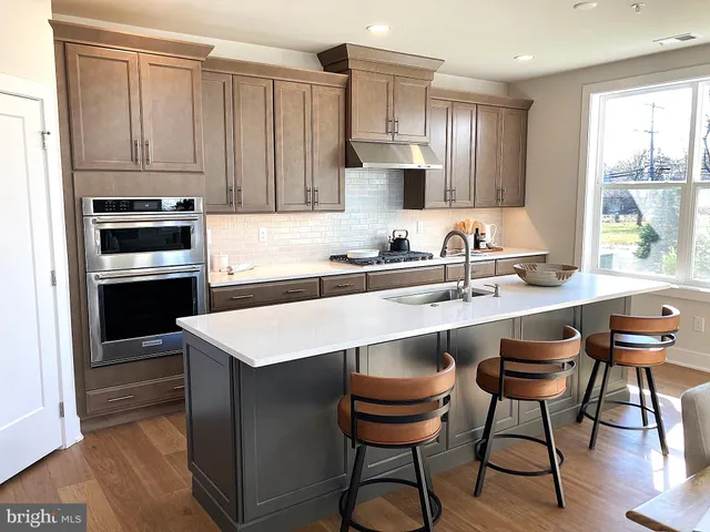 $799,000 | 25 Mill Creek Drive, Unit 13, Doylestown, PA 18901