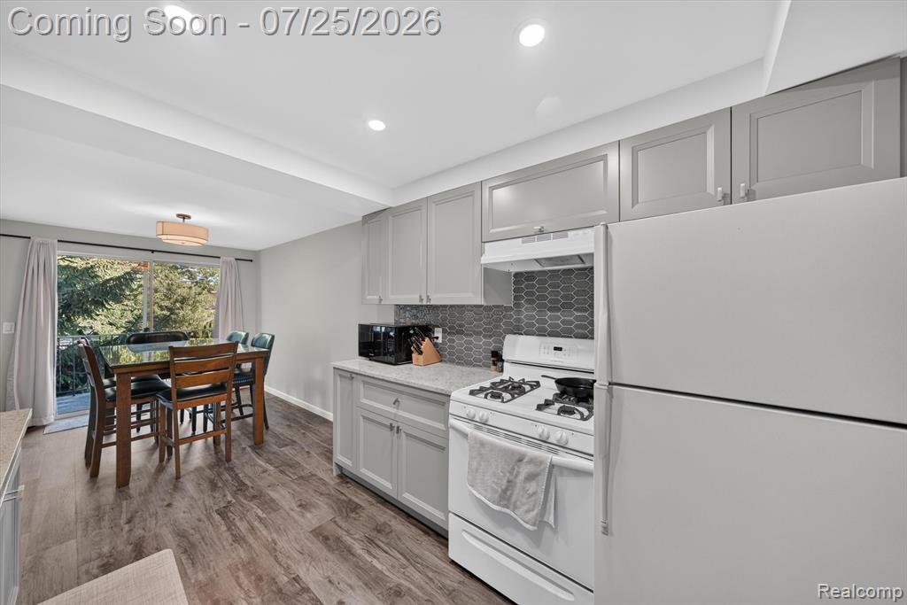 51116 South Foster Road New Baltimore, MI 48047 - Photo 15 of 31 Gallery Image 15