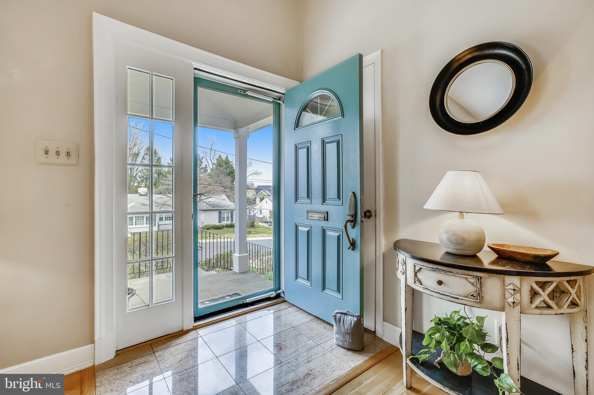 5802 Conway Road Bethesda, MD 20817 - Photo 4 of 100 Gallery Image 4