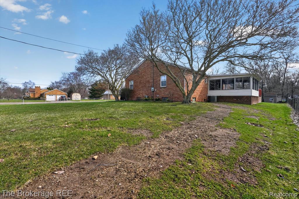 4224 Potter Road Burton, MI 48509 - Photo 33 of 35 Gallery Image 33