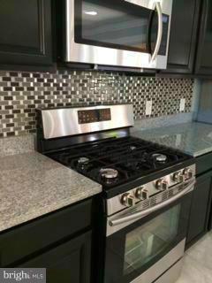 8135 Del Haven Road Baltimore, MD 21222 - Photo 3 of 24 Kitchen