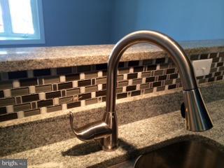 8135 Del Haven Road Baltimore, MD 21222 - Photo 4 of 24 Kitchen