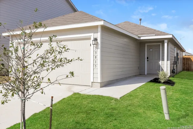 $1,525 | 13815 Goat Cove, San Antonio, TX 78252