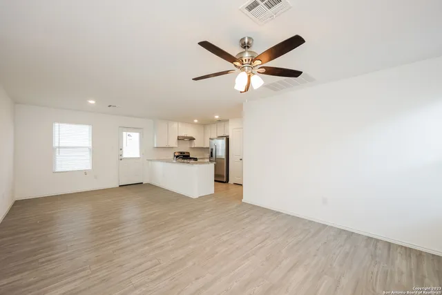 $1,525 | 13815 Goat Cove, San Antonio, TX 78252