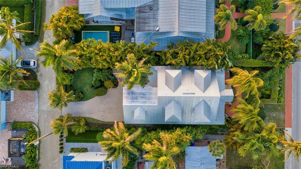 756 8th Avenue South Naples, FL 34102 - Photo 3 of 24