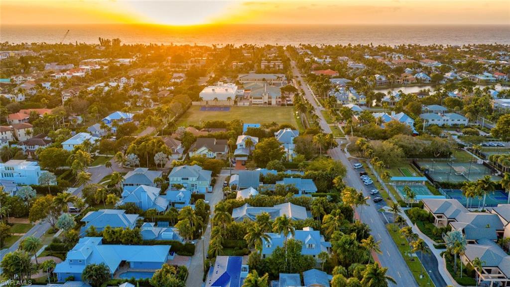 756 8th Avenue South Naples, FL 34102 - Photo 4 of 24