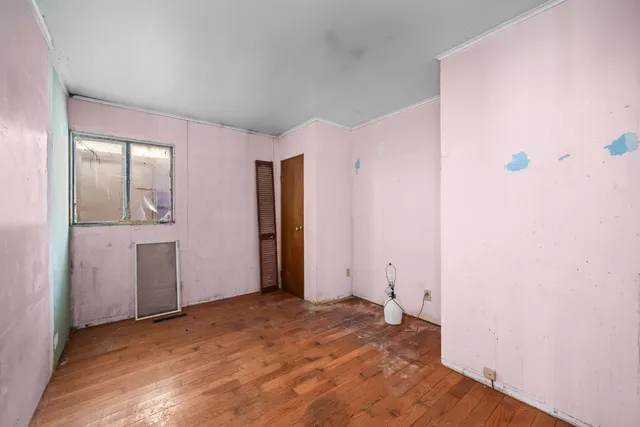 $200,000 | 969 Berkley Street, Carpentersville, IL 60110