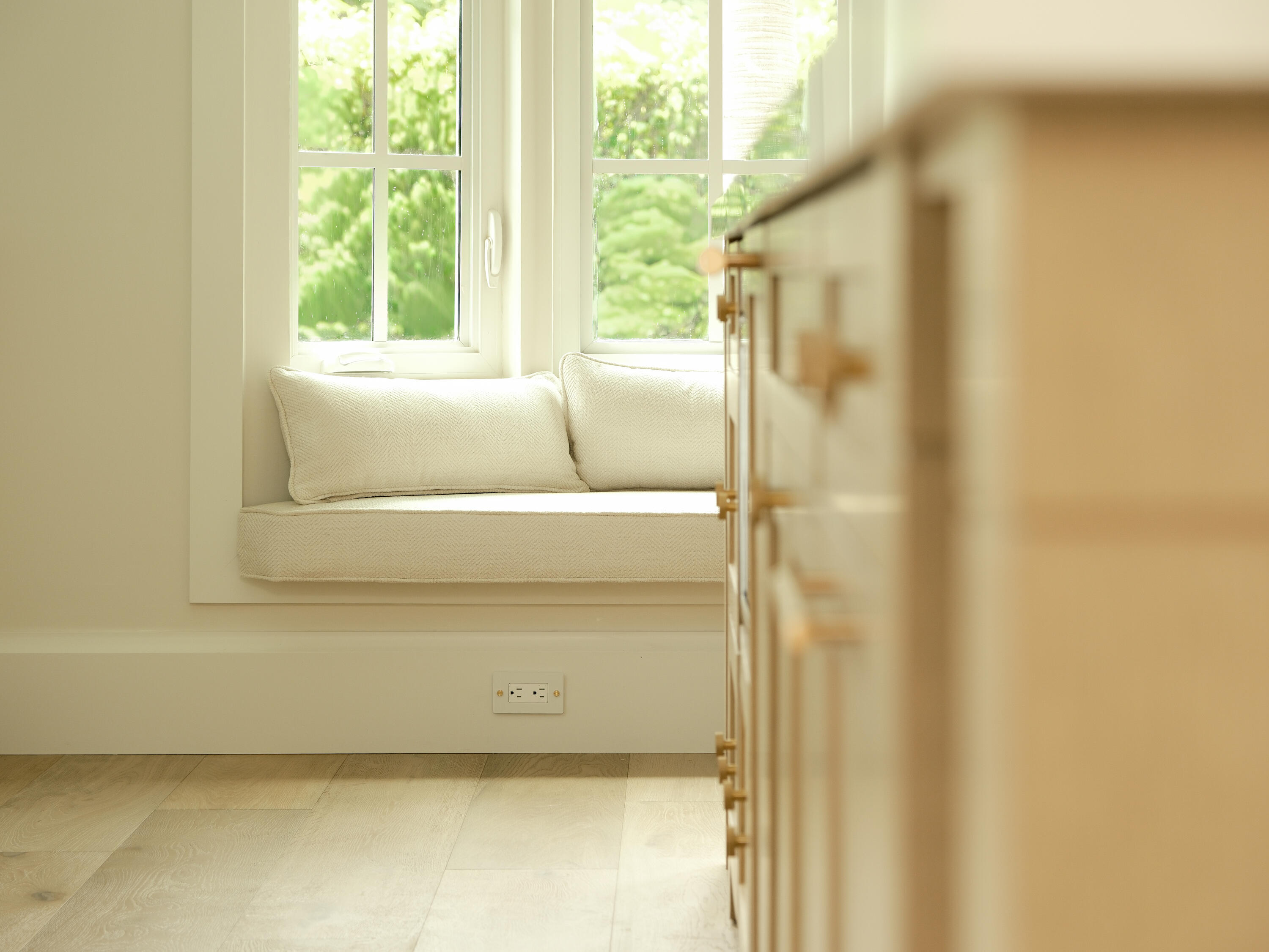1017 Tamarind Road Delray Beach, FL 33483 - Photo 25 of 54 a bathroom with a bathtub