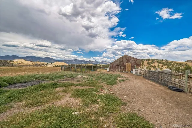 a view of a pathway with outside space