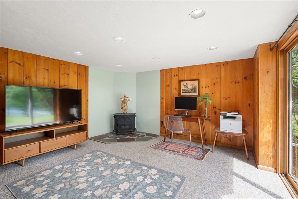 25 Russett Hill Road Sherborn, MA 01770 - Photo 27 of 34 Gallery Image 27