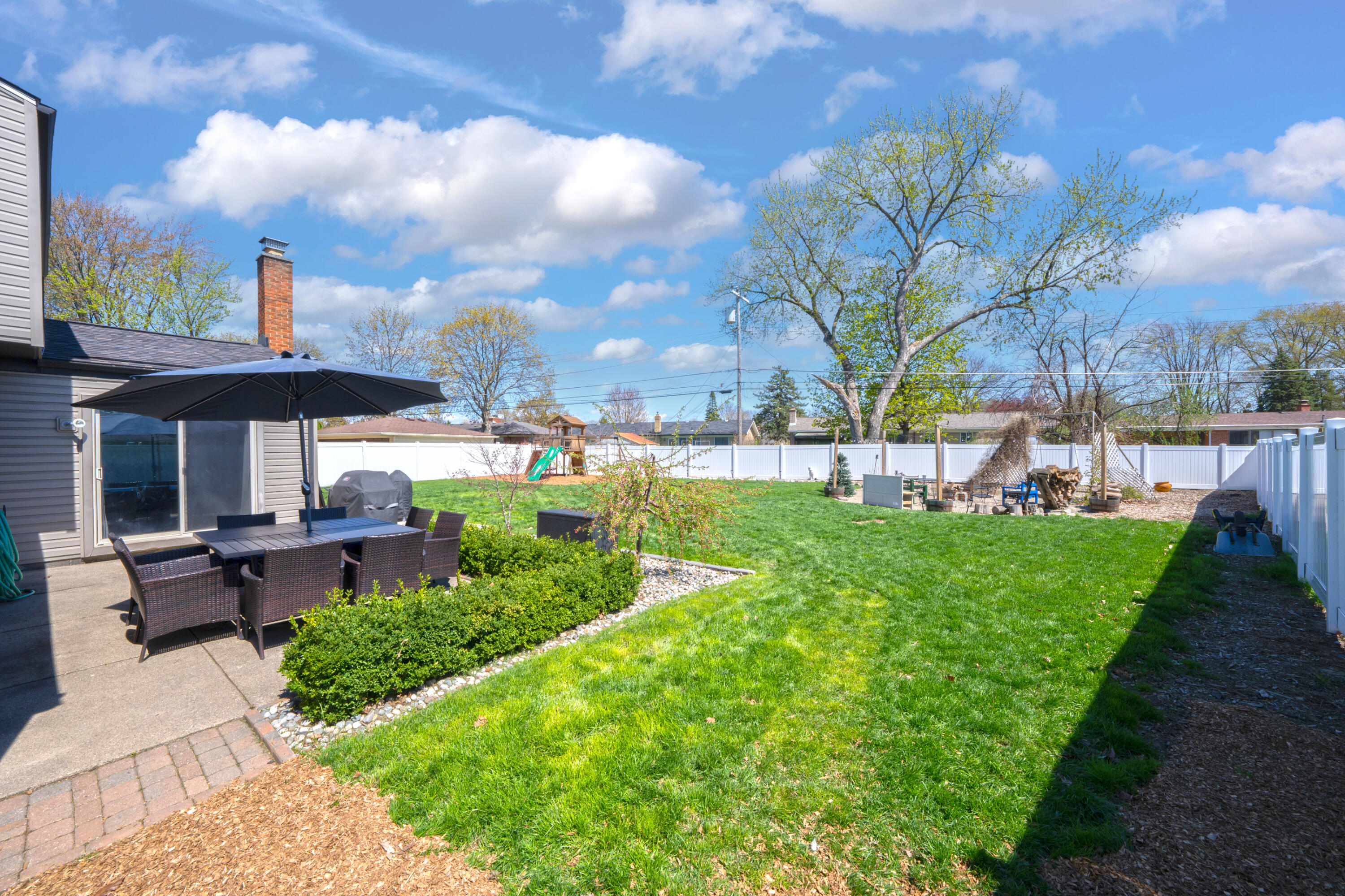 38202 Tottenham Road Sterling Heights, MI 48312 - Photo 18 of 42 38202 Tottenham Rd Sterling Hts (32)