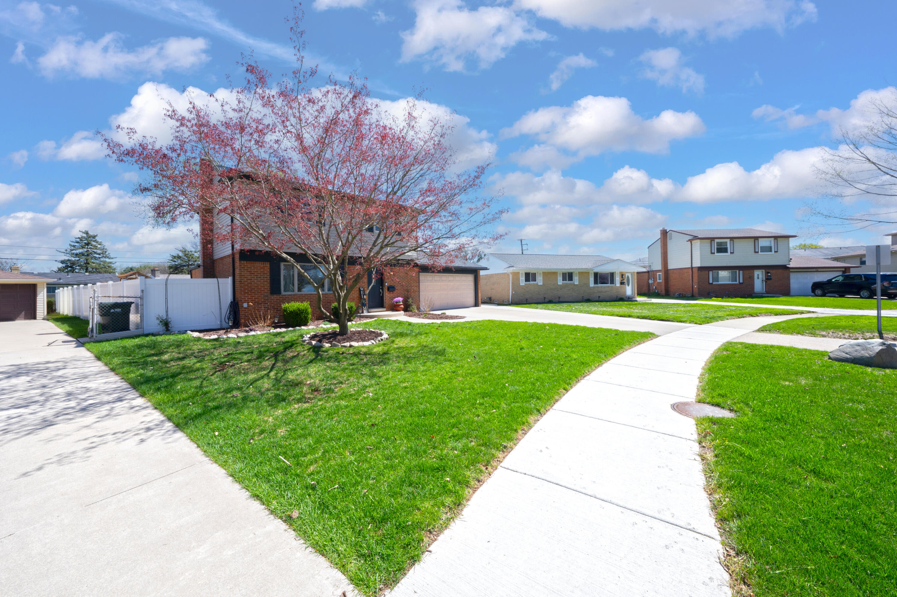 38202 Tottenham Road Sterling Heights, MI 48312 - Photo 31 of 42 38202 Tottenham Rd Sterling Hts (26)