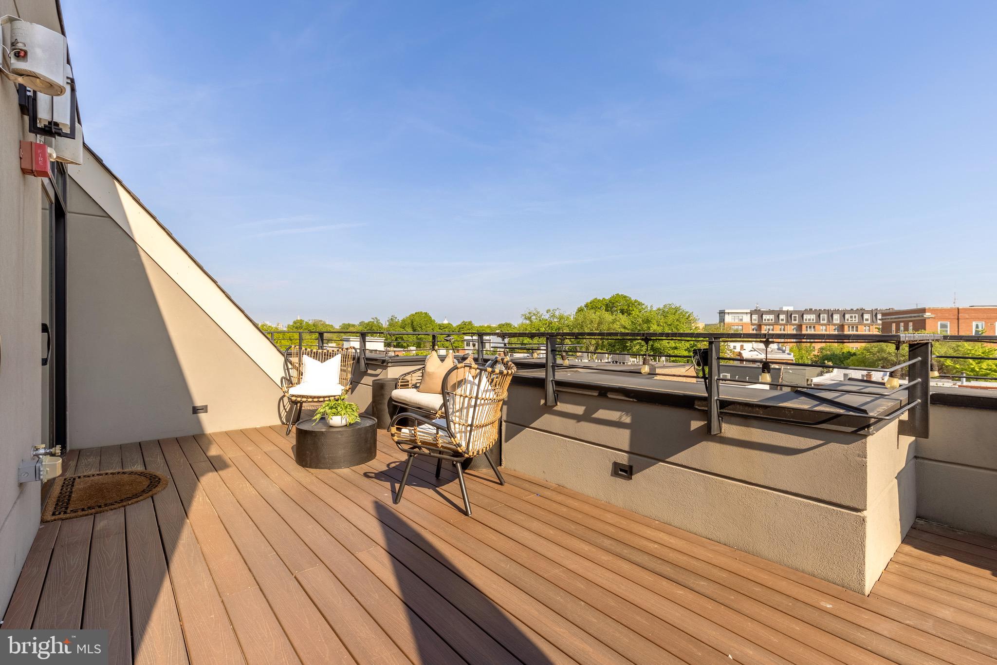 1337 K Street Southeast, Unit PH3 Washington, DC 20003 - Photo 14 of 29