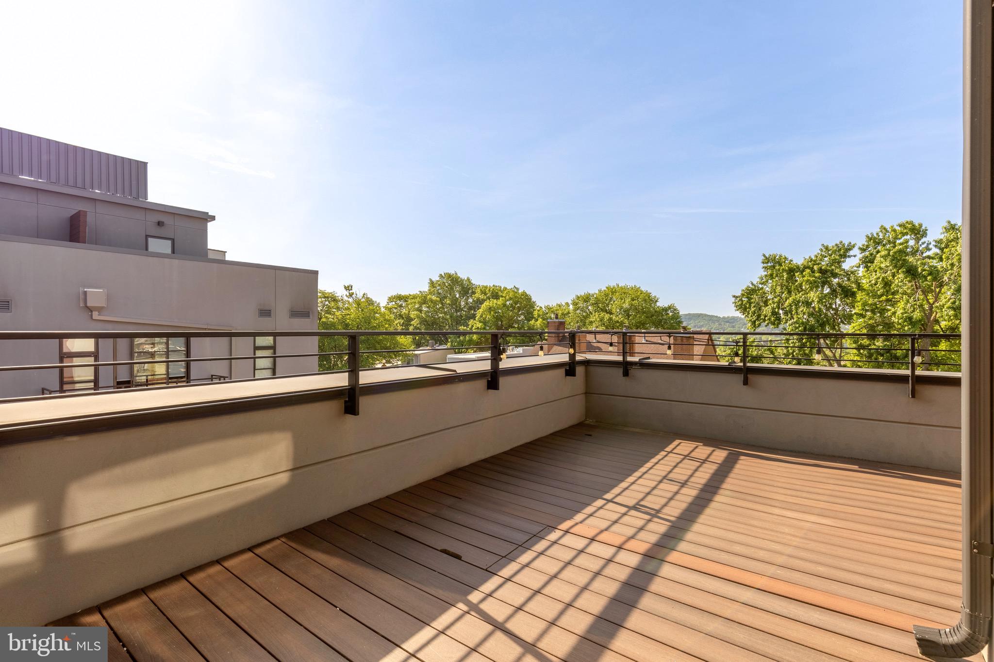 1337 K Street Southeast, Unit PH3 Washington, DC 20003 - Photo 20 of 29
