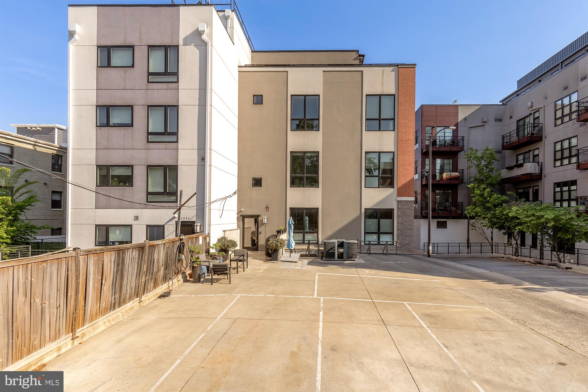 1337 K Street Southeast, Unit PH3 Washington, DC 20003 - Photo 27 of 29